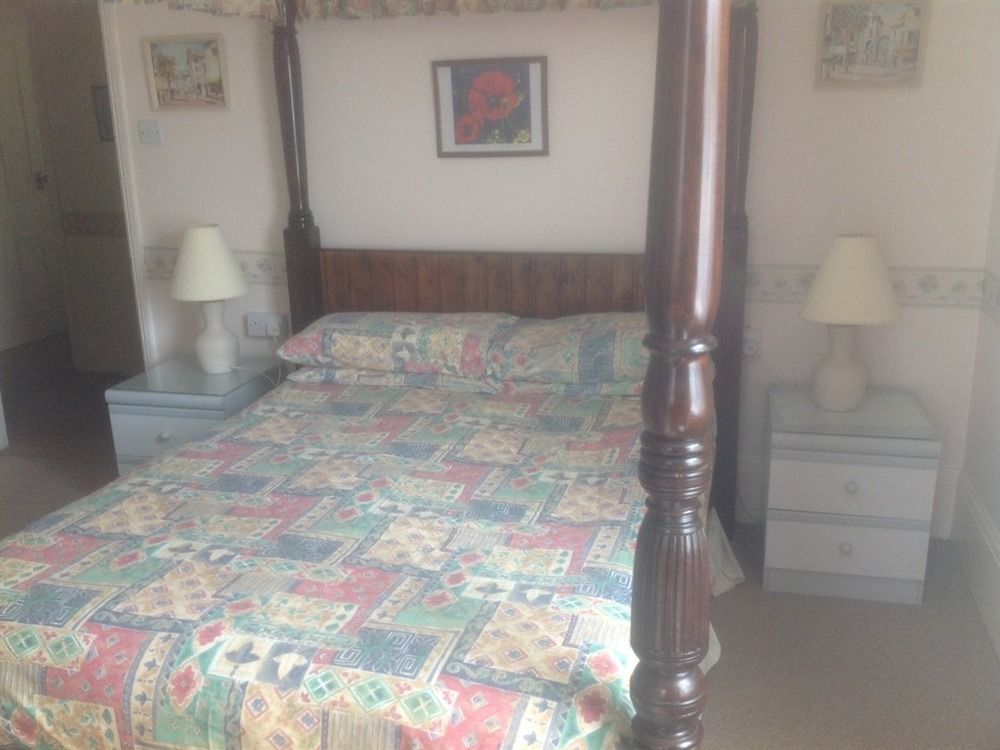 Royal Court And Garden Apartments Sandown Extérieur photo